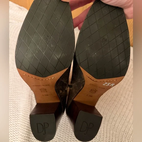 DONALD J. PLINER Vintage Distressed Cracked Calf Brown Ankle Boots Women’s 8.5 - Picture 7 of 9